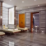 Renaissance Hotel 5*