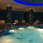 Renaissance 5*