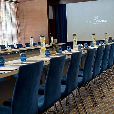 Hotel Renaissance Esmirna