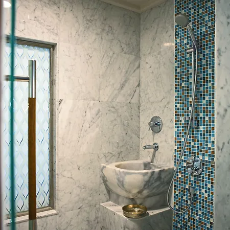 Renaissance 5* İzmir