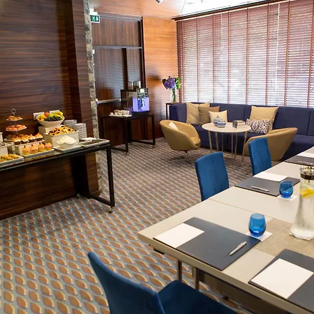 Renaissance 5* איזמיר