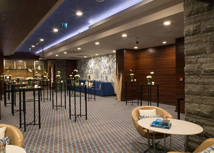 ルネッサンス イズミール 5* イズミル