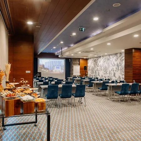 Renaissance 5* Izmir