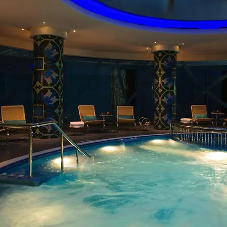 Renaissance 5*