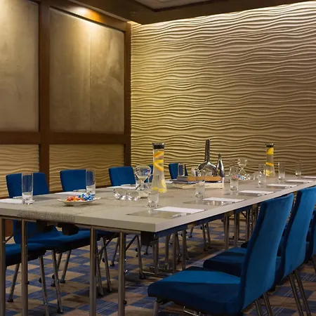 Hotel Renaissance 5*