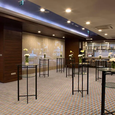 Renaissance Hotel