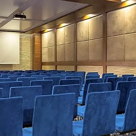Hotel Renaissance 5*
