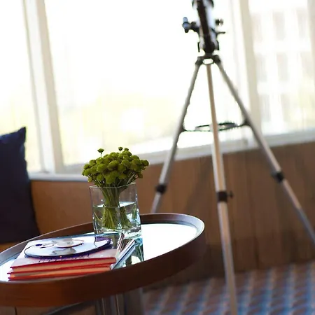 Renaissance Hotel 5*