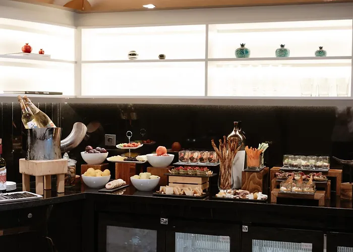 伊兹密尔万丽酒店 酒店