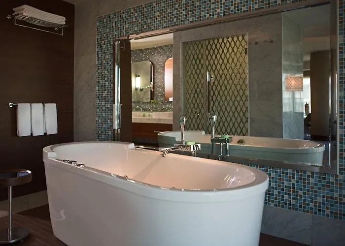 伊兹密尔万丽酒店 5*