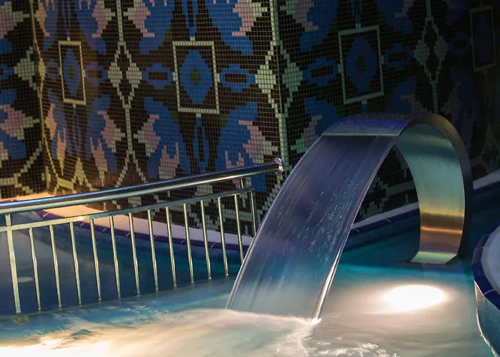 ルネッサンス イズミール